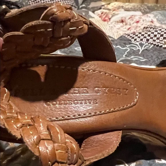 Spell & the Gypsy wedges - Picture 8 of 11